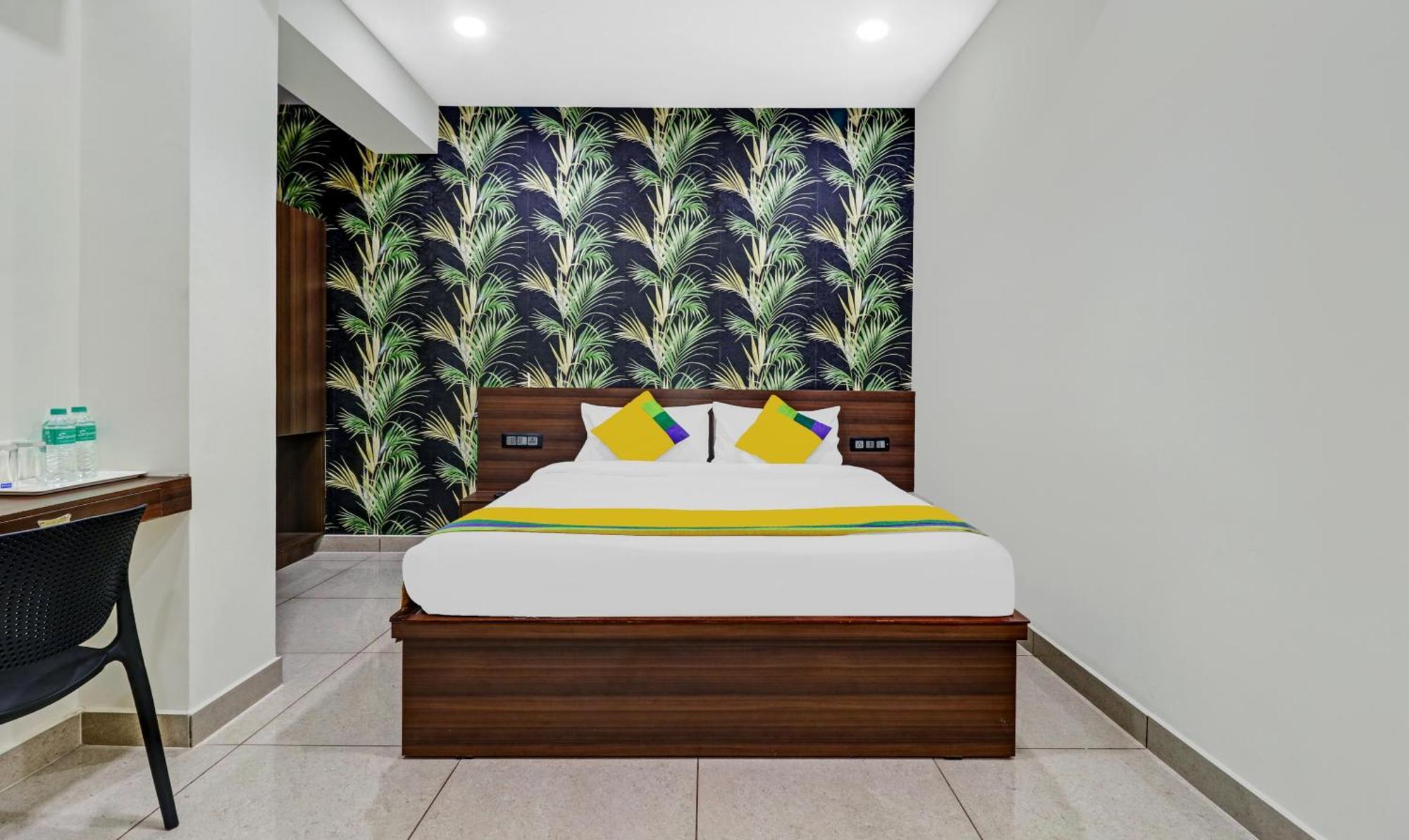 Hotel Nrm Residency Mysore Bagian luar foto