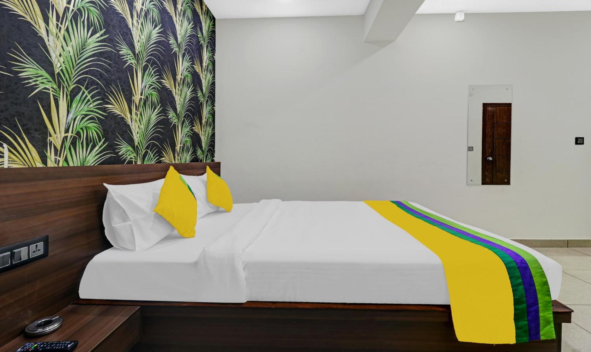 Hotel Nrm Residency Mysore Bagian luar foto
